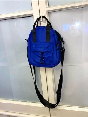 Forever 21 Royal Blue and Black Messenger Crossbody Bag